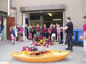 Cub Kayak Day Jun'10 1010037 (1) Early morning briefing at The Den