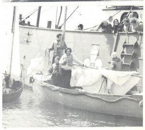 Launching lugger at L.V.Albatross 1972